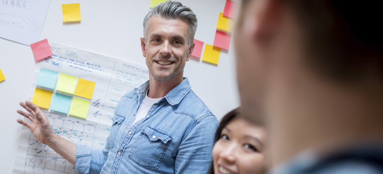 colaboração entre os departamentos